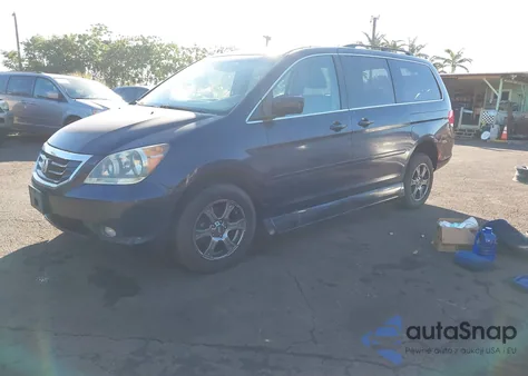 2008 Honda Odyssey Touring z USA, uszkodzony, nr VIN 5FNRL38818B021382